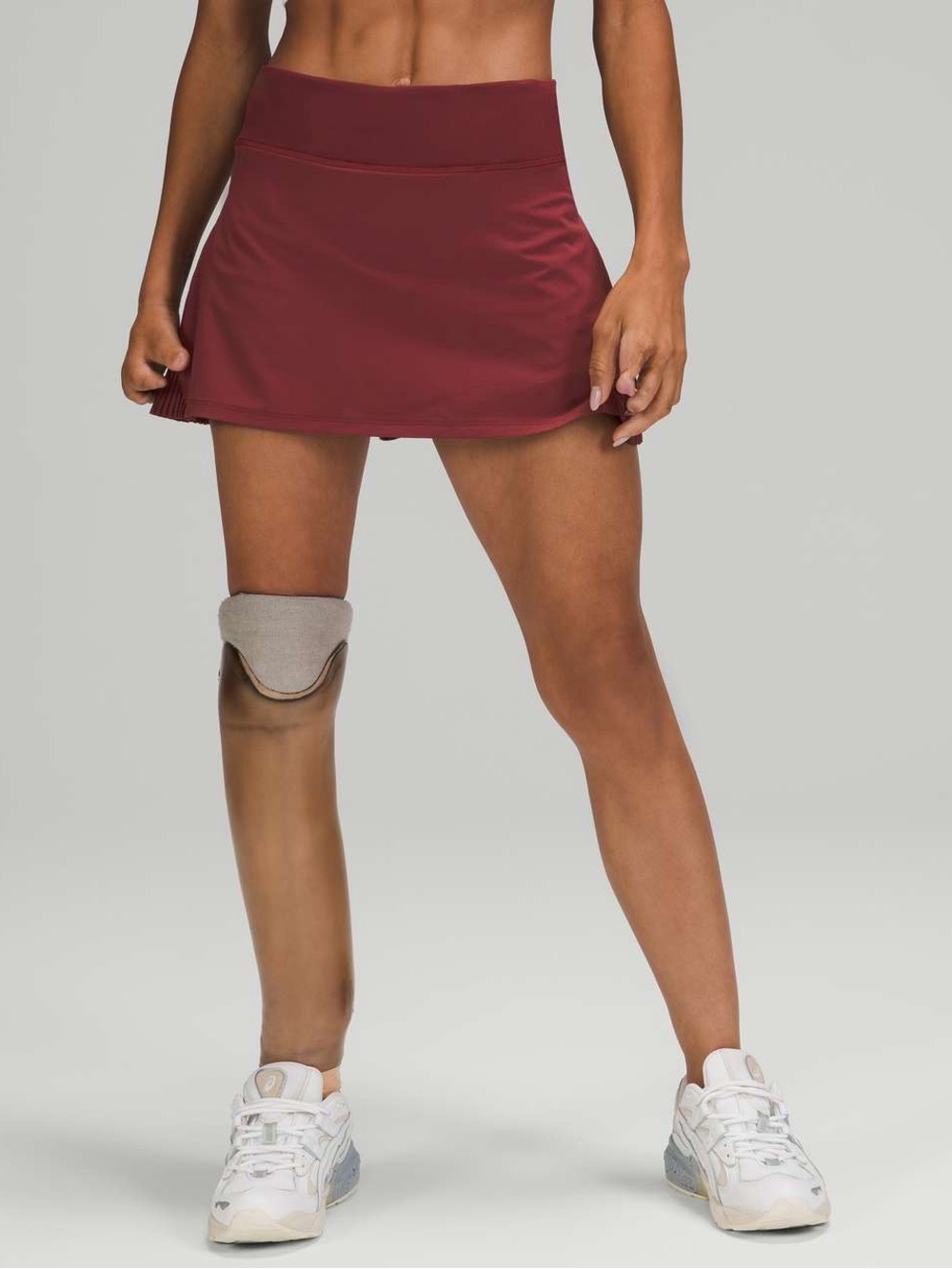 Lululemon Play Off The Pleats Mid Rise Skirt - EUC - Size 14 - Red Merlot